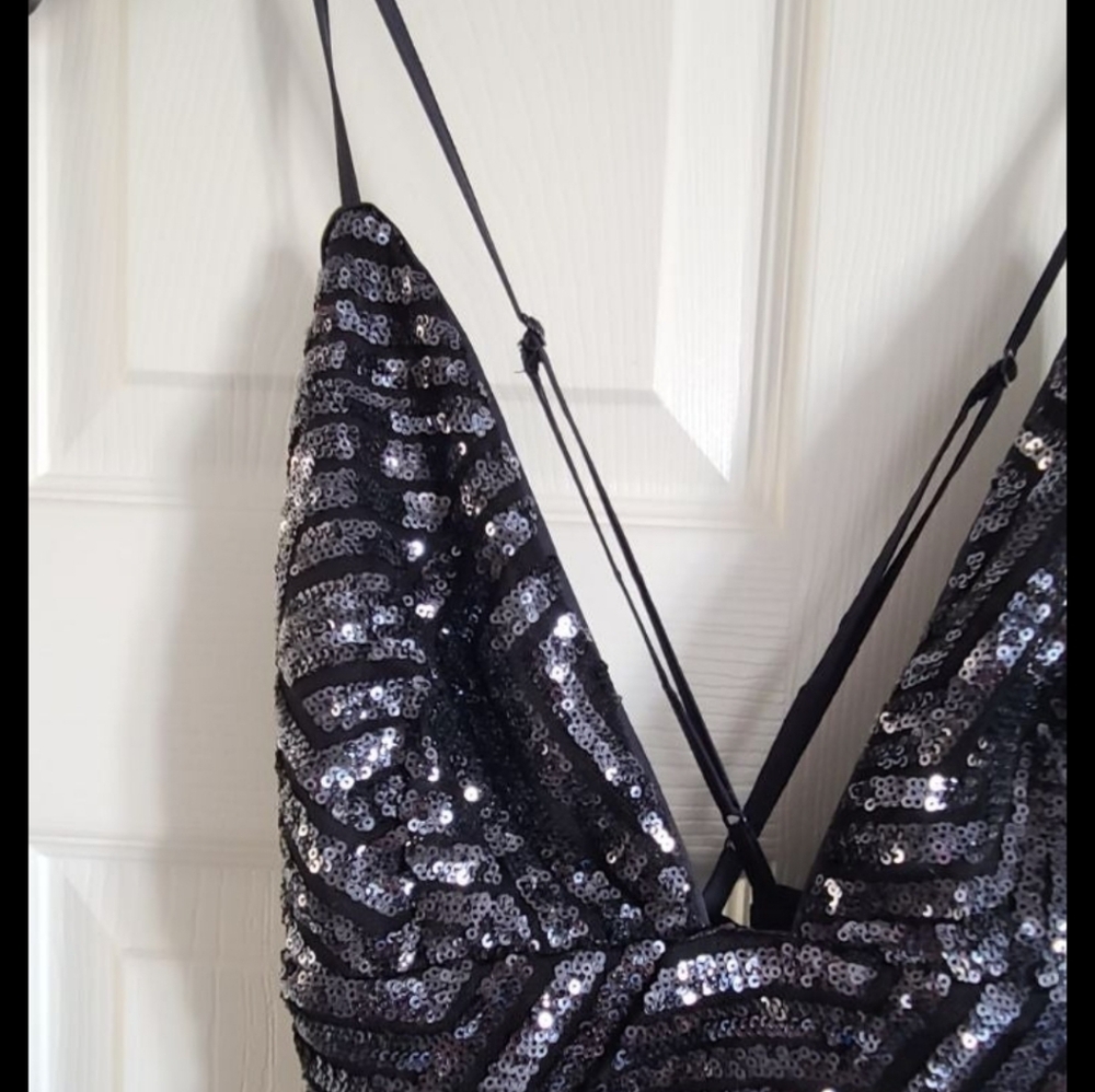 Sequin Black Adjustable Spaghetti Strap Cami NWT - image 5